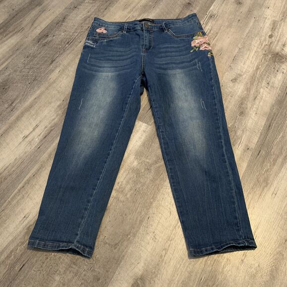 Style Me Denim Womens 12 Flower Embroidered Stretch Tapered Blue Jeans - Picture 1 of 6